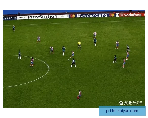 欧洲杯战术分析：各队表现稳健，未来几场比赛形势复杂，值得关注。