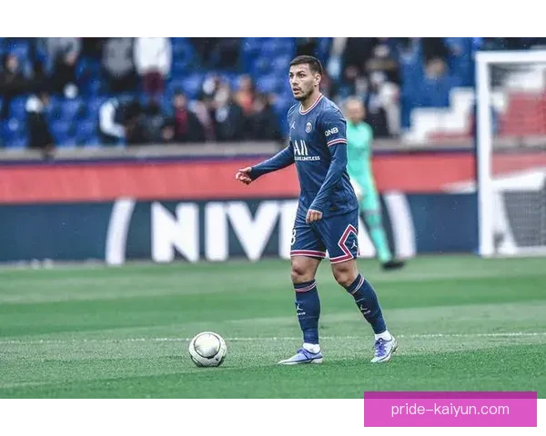 帕雷德斯在中场位置上的表现稳定，球队整体竞争力增强